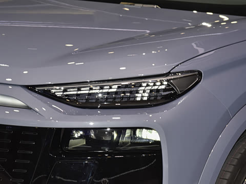 2026�� quattro Ǭ���Ǽݰ�