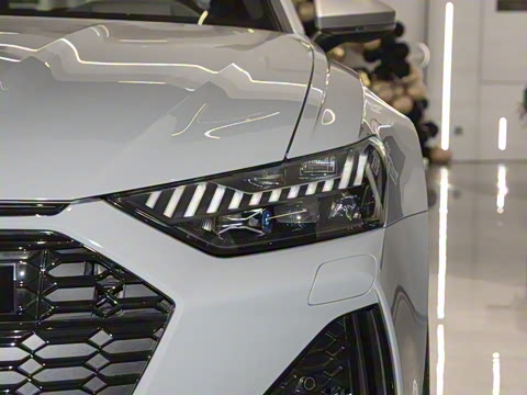 2025��  RS 6 4.0T Avant performance