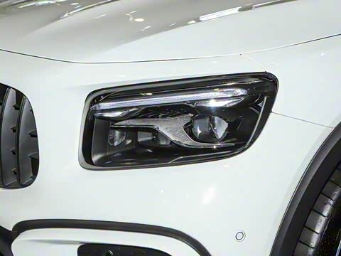 2026�� AMG GLB 35 4MATIC