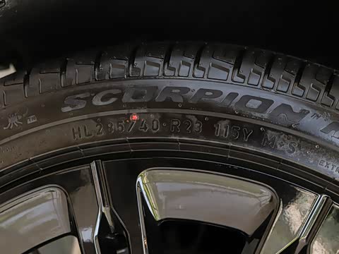 2026�� 3.0 L6 360PS SE�����