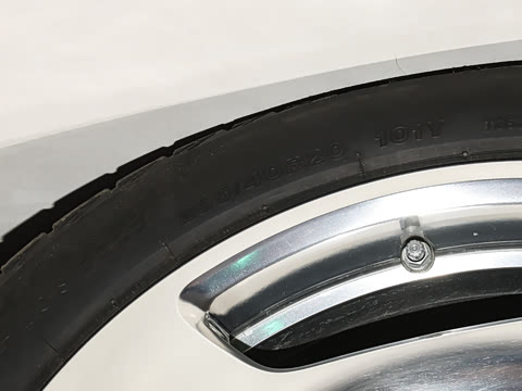 2027�� S 680 4MATIC