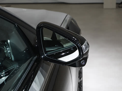 2027�� S 580 4MATIC Night Series