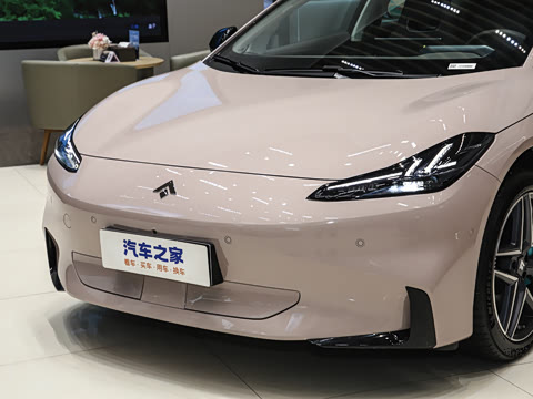 2025�� �Ŀ� 710 Max��