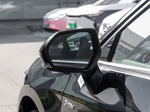 2026�� ˫�� 2.5L XLE����