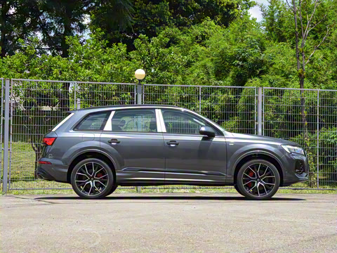 2025�� 55 TFSI quattro S line����ʿ��