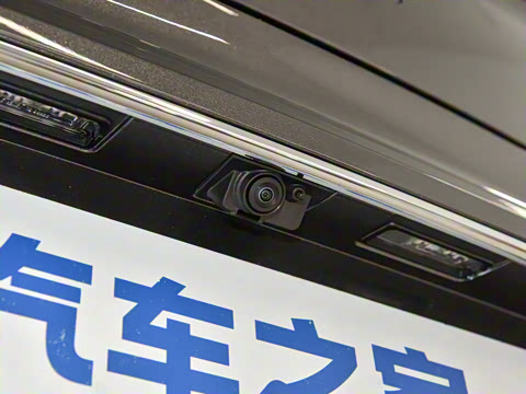 2024�� V8 Edition 8