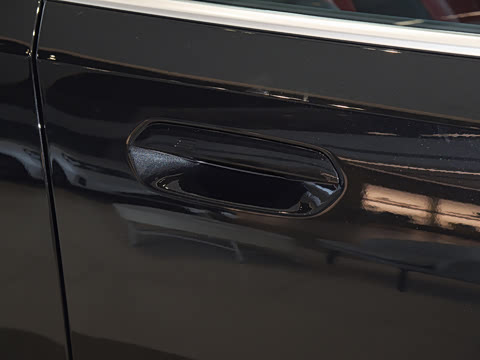 2026�� �Ŀ� eDrive 40L M�˶���װ