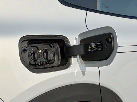 2026�� 215Max���̰�