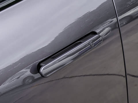 2027�� 660������