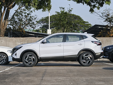 2025�� �Ŀ� ���� 2.0L CVT XV+���Ȱ�