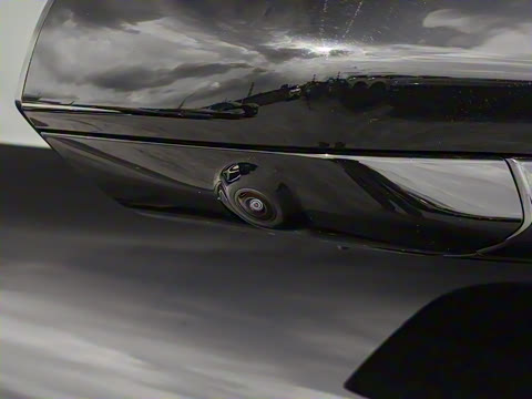 2025�� 240����Ultra�˶���