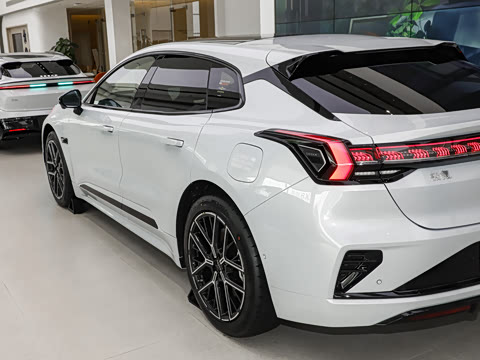 2026��   95������ Max��