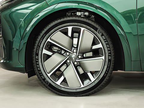 2025�� Max ���ܻ��°�