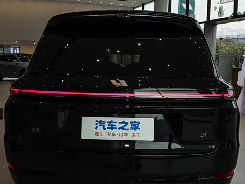 2025�� Pro ���ܻ��°�