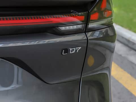 2026�� 240Ultra��ΪǬ��ADS SE��