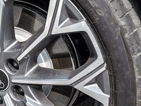 2026�� 2.0T quattro ������
