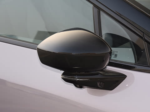 2026�� ���� 615 Max �콢��