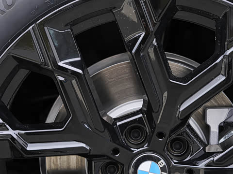 2026�� xDrive30L �����