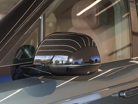 2025�� 400PS Dynamic SE