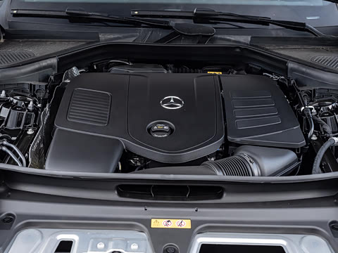 2026�� �Ŀ� GLC 260 L 4MATIC ������