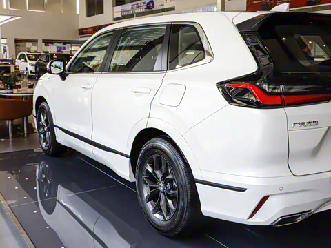 2025�� 240TURBO ���������� 7��