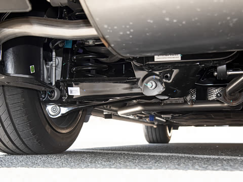 2026�� 225km EM-i Զ�����ǺӰ�