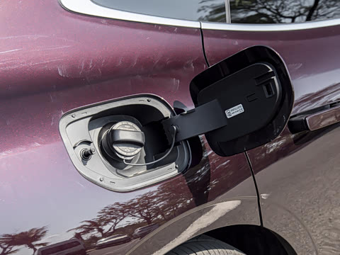 2026�� 225km EM-i Զ�����ǺӰ�