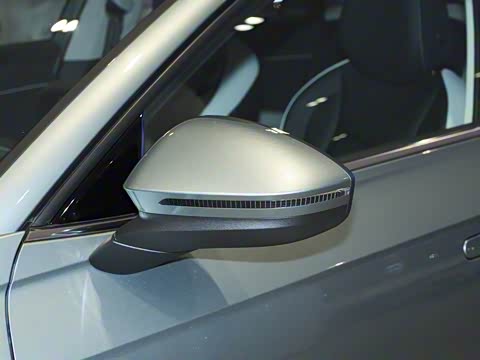 2026�� L 300TSI DSG ��Ӣ��