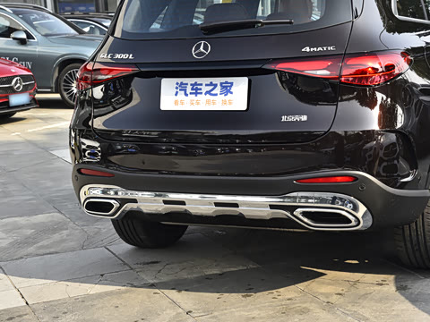 2026�� GLC 300 L 4MATIC ������ 5��