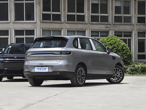 2027�� 610������
