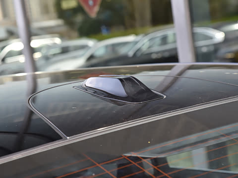 2026�� �Ŀ� eDrive 35L M�˶���װ