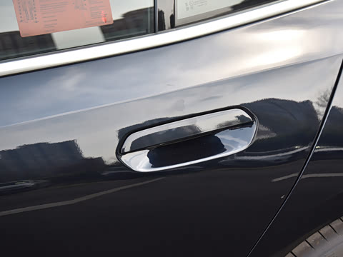 2026�� �Ŀ� eDrive 35L M�˶���װ