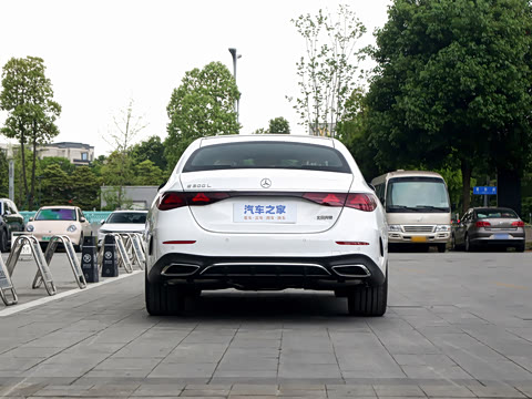 2026�� �Ŀ�� E 300 L ʱ���˶���