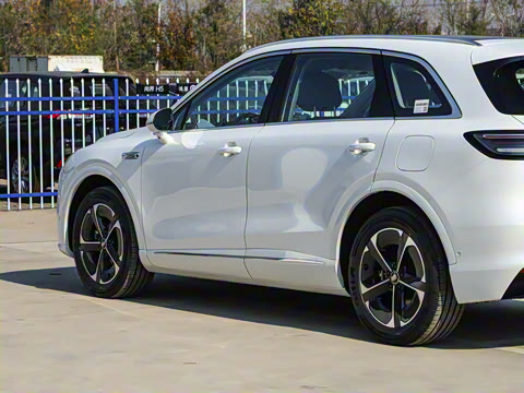 2025�� ���� Pro