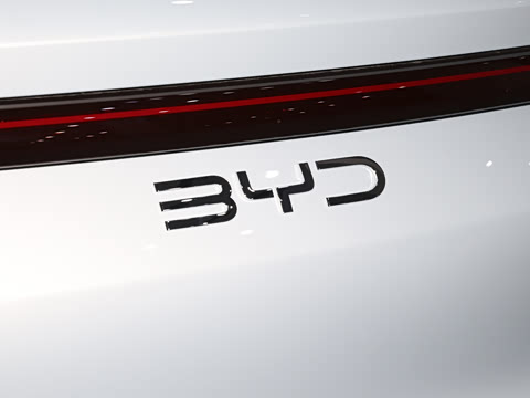 2026�� DM-i 220KM׿Խ��