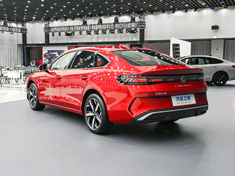 2026�� ���L 300TSI ����