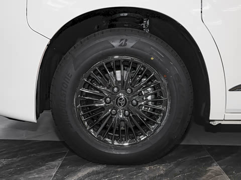 2025�� ƽ�� ���ʰ�