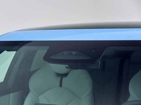 2025�� 820 �������� Ultra