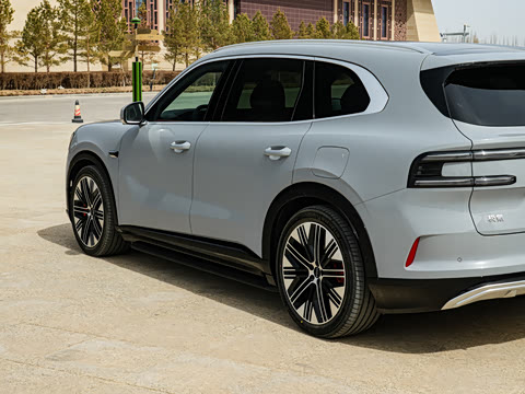 2026�� Ultra+�� 70kWh