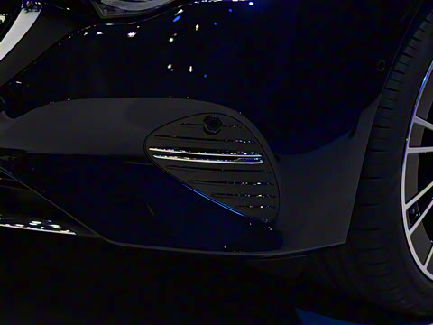 2026�� E 300 L ������