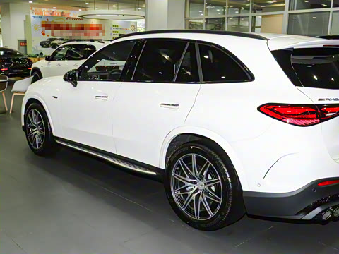 2025 AMG GLC 43 4MATIC