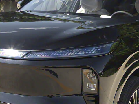 2025�� 185KM�����