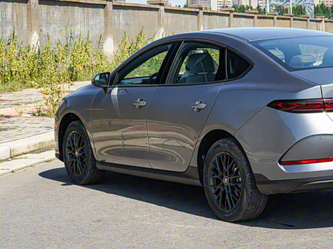 2025�� EV �Ǽݰ� 510KM��ȡ��