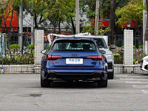 2024��  RS4 Avant ȼ���