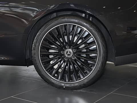 2026�� CLE 300 4MATIC �����ͽ��ܳ�