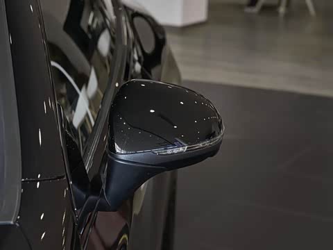 2026�� CLE 300 4MATIC �����ͽ��ܳ�