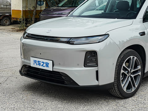 2027�� 660������