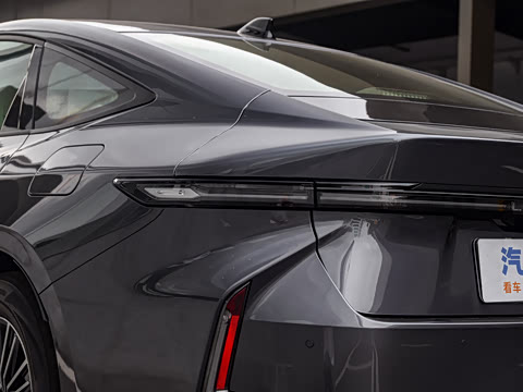 2026�� 300h
