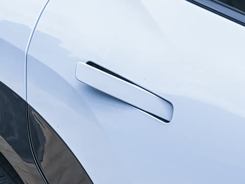 2027�� 1.5T �����