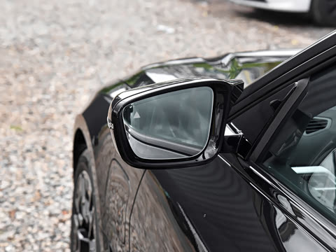 2026�� �Ŀ� M60
